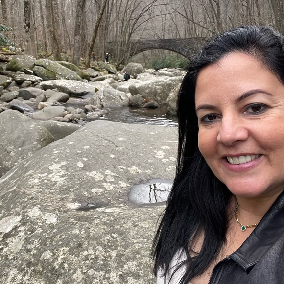 Meet your Posher, Cilly - Picture 2 of 2